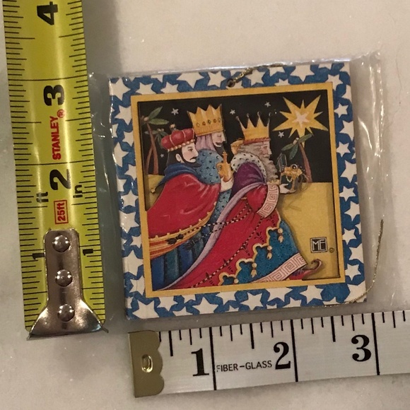 Vtg Mary Engelbreit Christmas Ornament/Gift Tag - Picture 2 of 3
